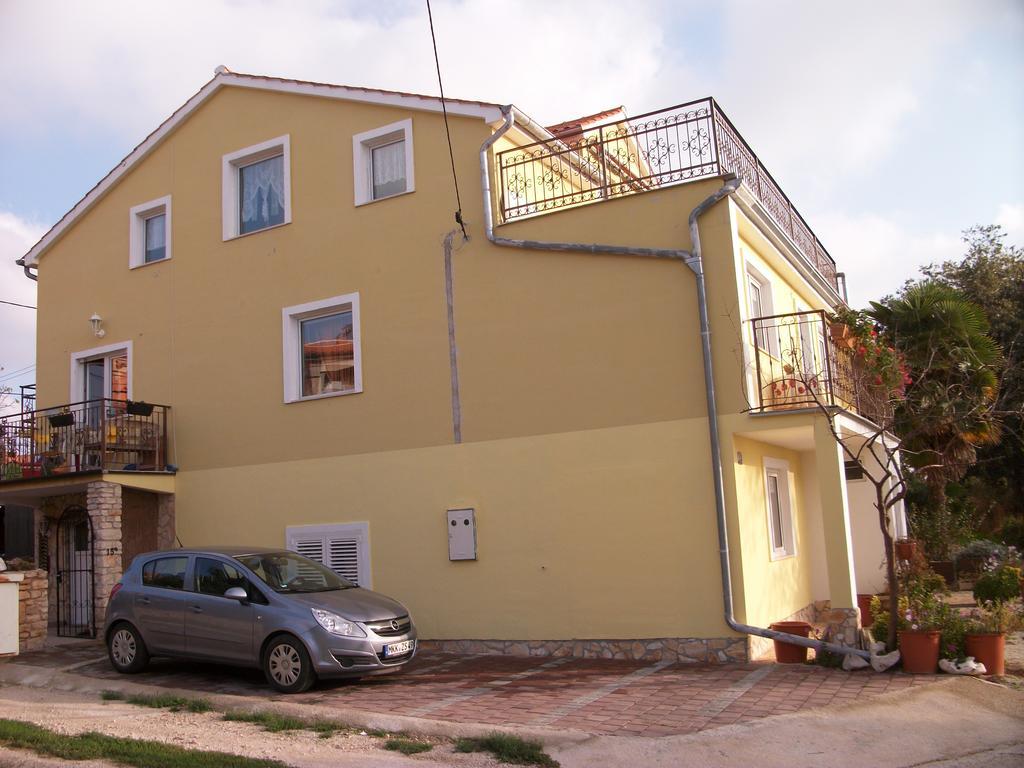 Apartments Zlata Porec Bagian luar foto