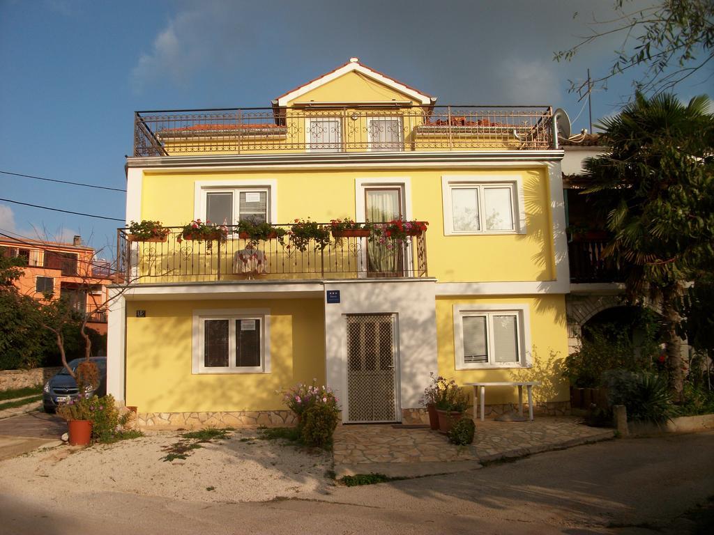 Apartments Zlata Porec Bagian luar foto
