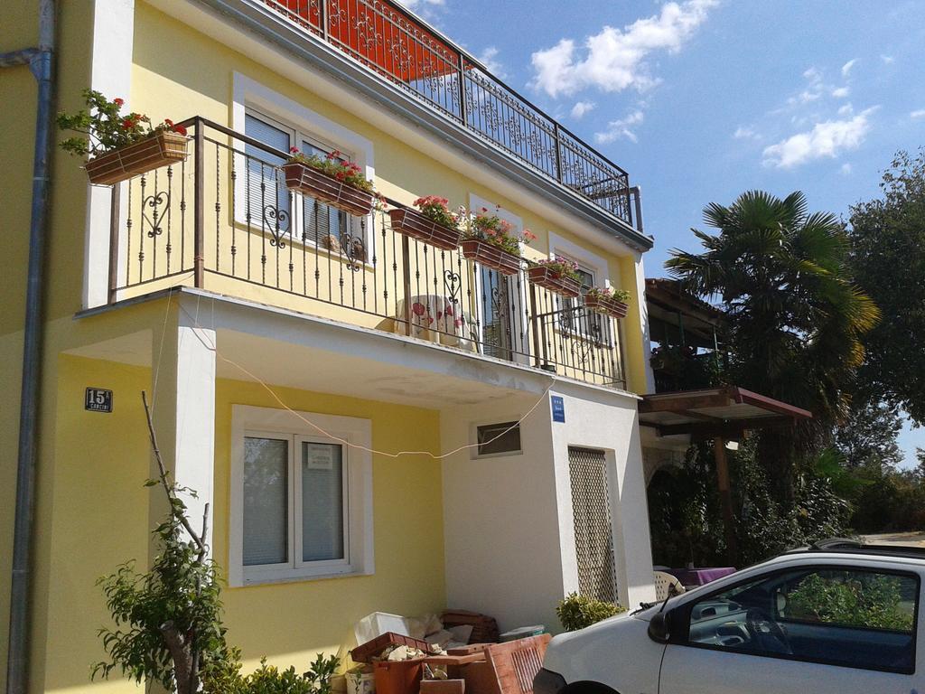 Apartments Zlata Porec Bagian luar foto